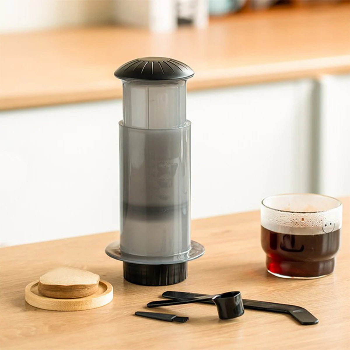 Portable Manual Coffee Maker – Brew Anywhere, Anytime